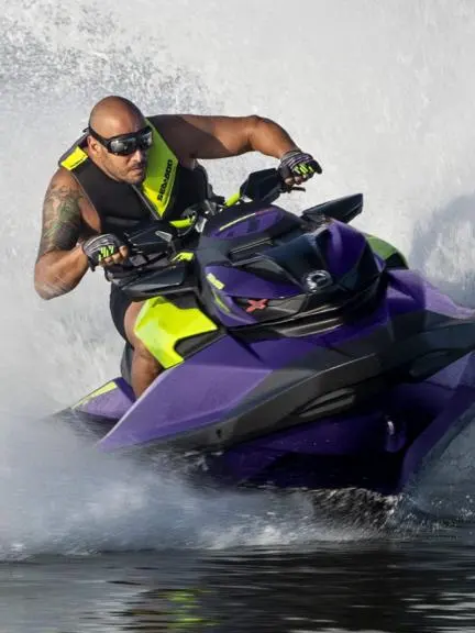 Alquiler de moto de agua 30 minutos en Alicante